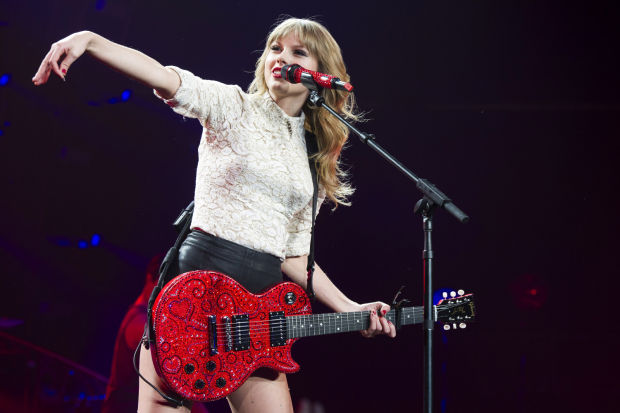 Taylor Swift in concert on 'Red Tour'